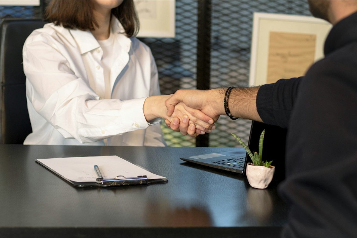 Mise en relation d’affaires
